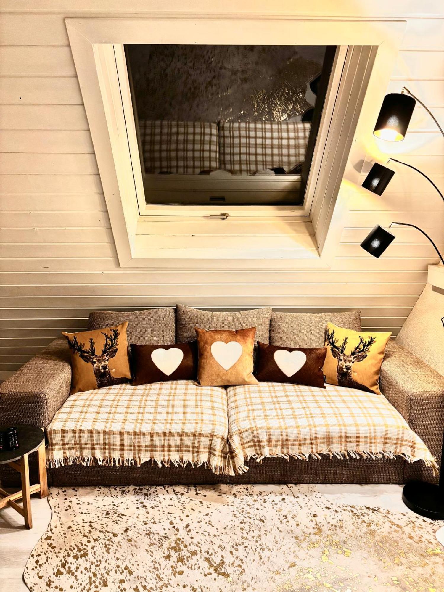 Lechtaler Alpenblick Landeck - Privatzimmer & Ferienwohnung 外观 照片