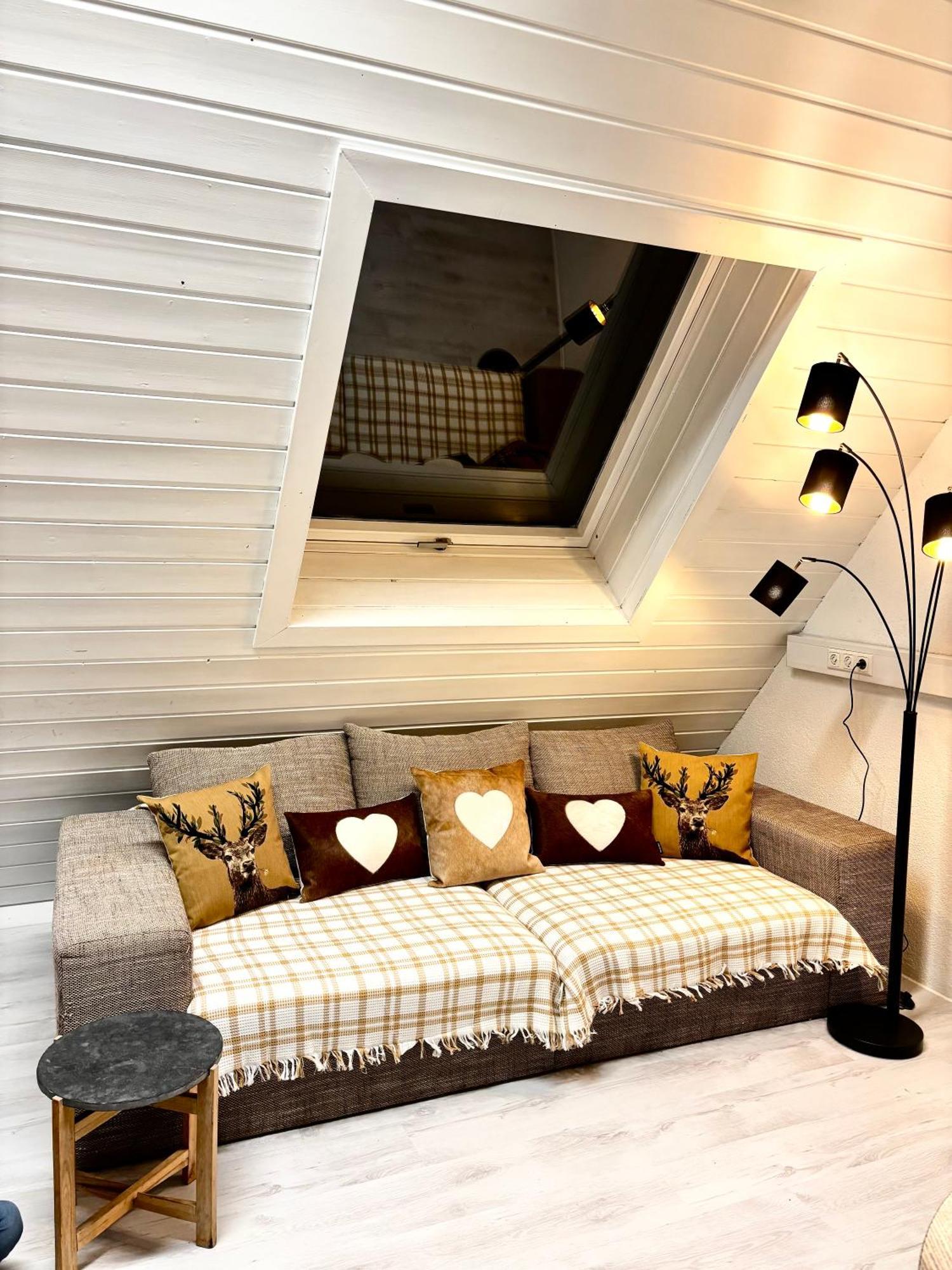 Lechtaler Alpenblick Landeck - Privatzimmer & Ferienwohnung 外观 照片